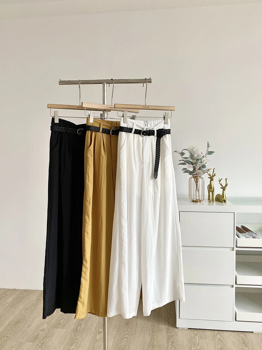 High Waist Wide Leg Casual Pants Women's Pure Color Versatile Loose Fit Summer 2025 Korean Style Commute Style Long Pants
High Waist Wide Leg Casual Pants Women's Pure Color Versatile Loose Fit Summer 2025 Korean Style Commute Style Long Pants