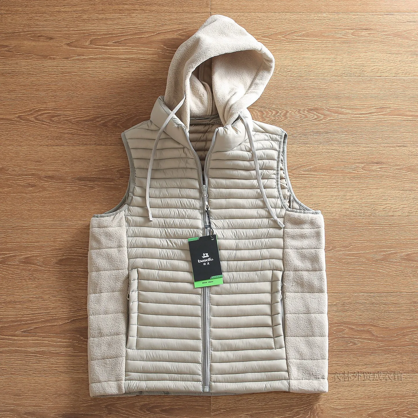 Thiened Fce Cotton Hooded Vest Men's Removable Winter Warm Windproof Casual Cotton Vest Stand Fit Zipper Closure
Thiened Fce Cotton Hooded Vest Men's Removable Winter Warm Windproof Casual Cotton Vest Stand Fit Zipper Closure