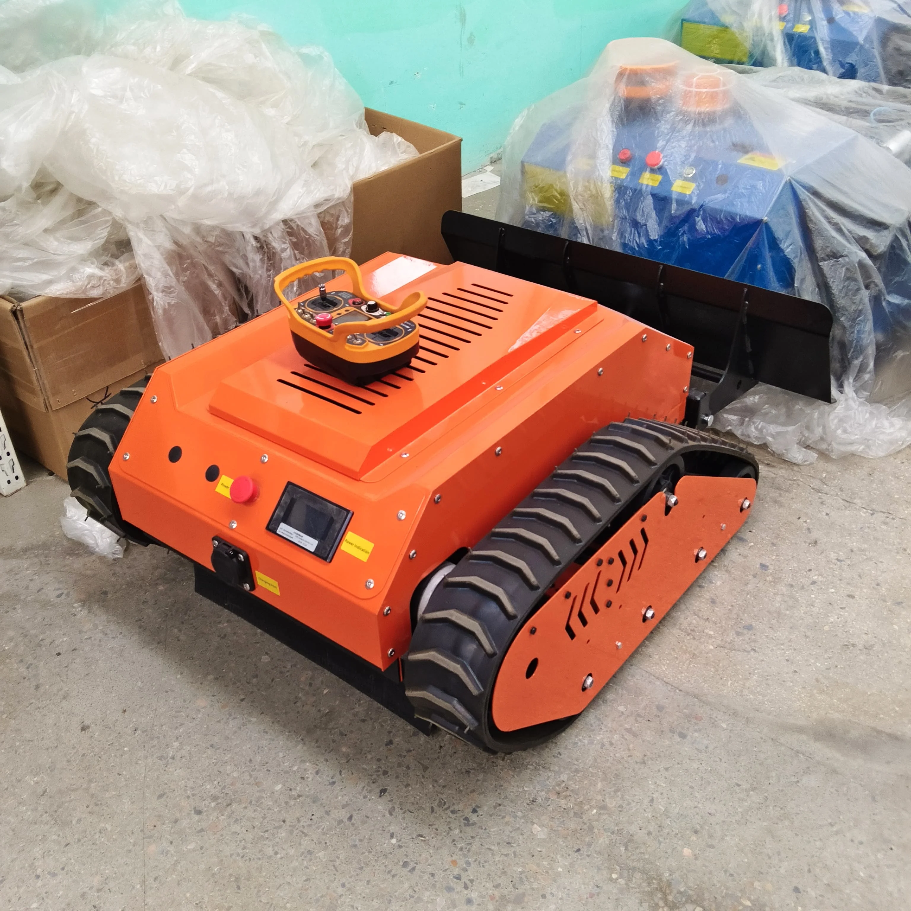 Self Propelled Electric Lawn Mower 550mm 800mm Remote Control for Farm Orchard Steep Slope Cutting Customize
Self Propelled Electric Lawn Mower 550mm 800mm Remote Control for Farm Orchard Steep Slope Cutting Customize