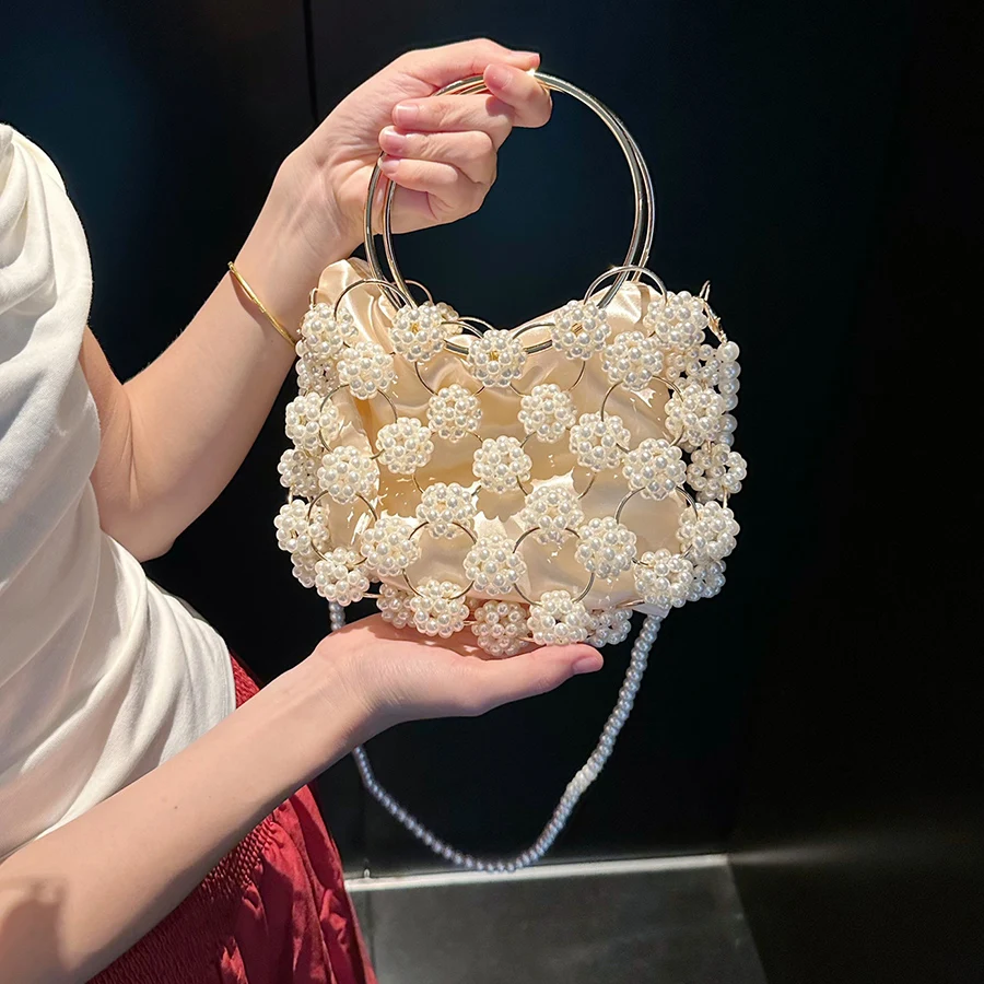 Pearl Handmade Bag Party Dinner Shoulder Bags Beaded Chain Weaving Fashion Crossbody Bags for Women Metal Ring Purse and Handbag
Pearl Handmade Bag Party Dinner Shoulder Bags Beaded Chain Weaving Fashion Crossbody Bags for Women Metal Ring Purse and Handbag