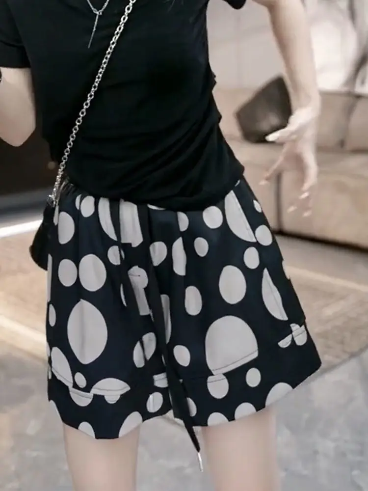 Woman's Black & Beige Polka Dot Shorts - High Waist Drawstring, Loose Fit Casual Shorts Side Pockets, Vintage Chic Spring Summer
Woman's Black & Beige Polka Dot Shorts - High Waist Drawstring, Loose Fit Casual Shorts Side Pockets, Vintage Chic Spring Summer