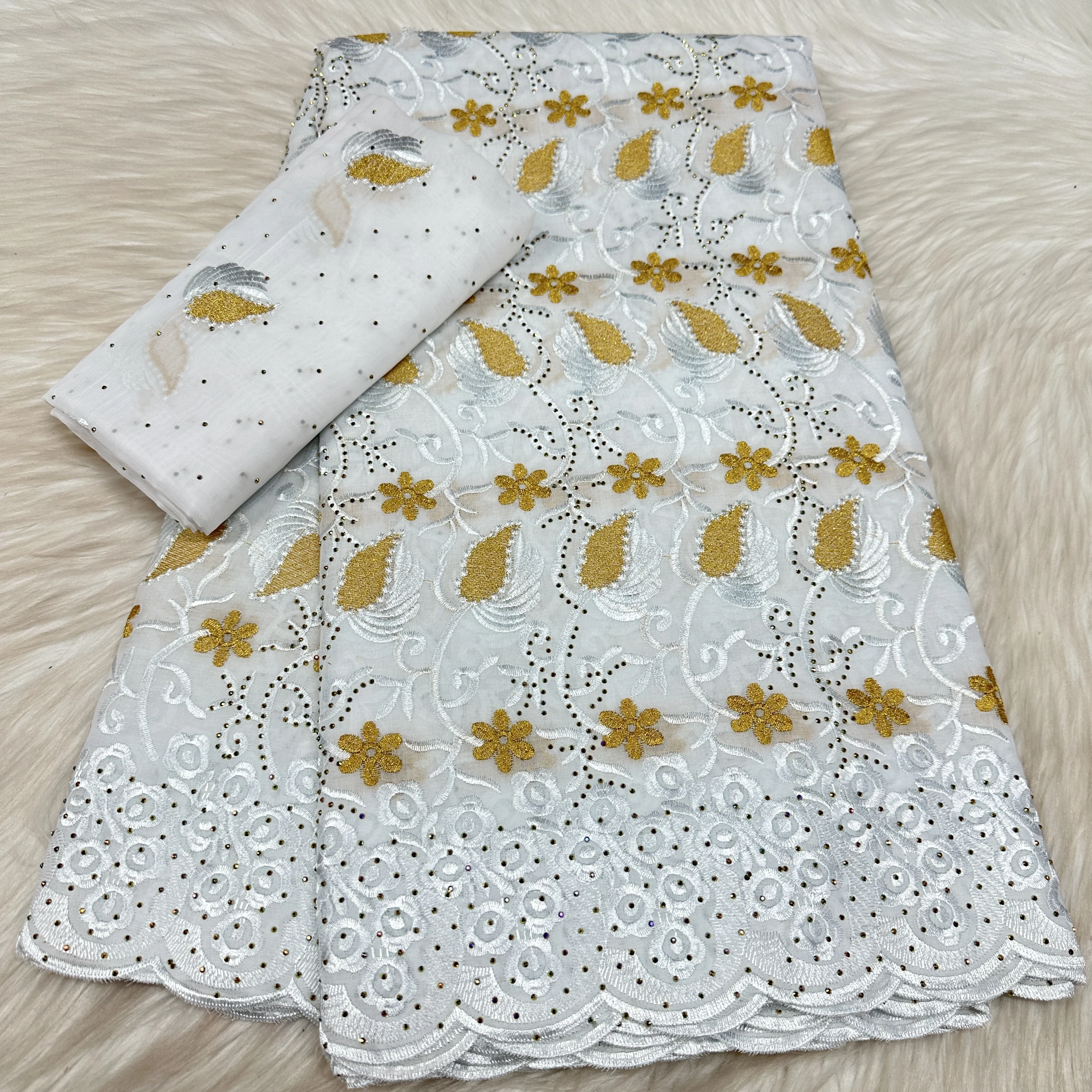 7yards African Cotton Voile Lace Fabric 2024 High Quality Swiss Voile Nigerian Dry Lace Fabrics With Stones For Wedding Dress
7yards African Cotton Voile Lace Fabric 2024 High Quality Swiss Voile Nigerian Dry Lace Fabrics With Stones For Wedding Dress