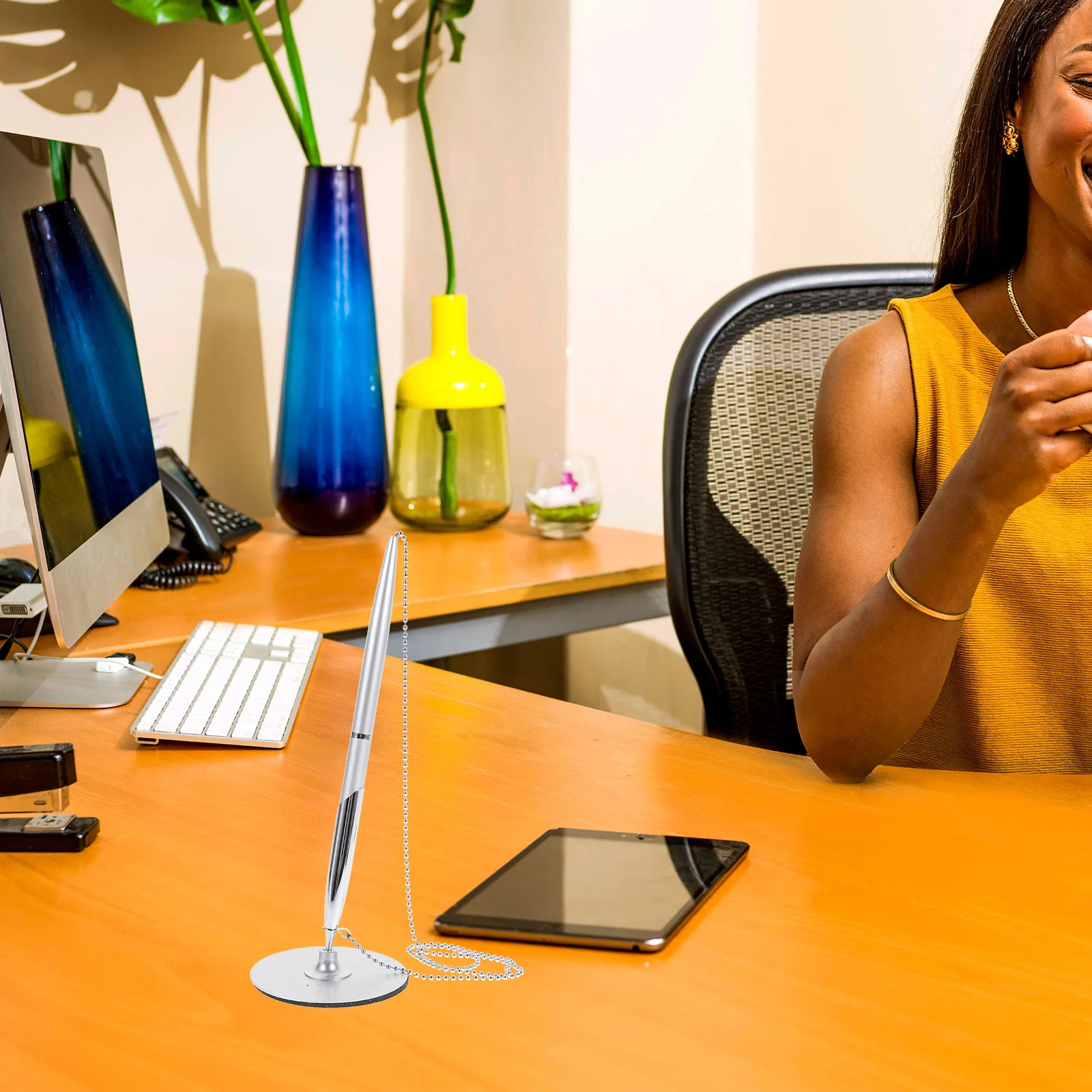 1pc Metal Ballpoint Pen Silver Smooth Writing Comfortable Grip No Scratch Office School Home Use Counter Service Stationery
1pc Metal Ballpoint Pen Silver Smooth Writing Comfortable Grip No Scratch Office School Home Use Counter Service Stationery