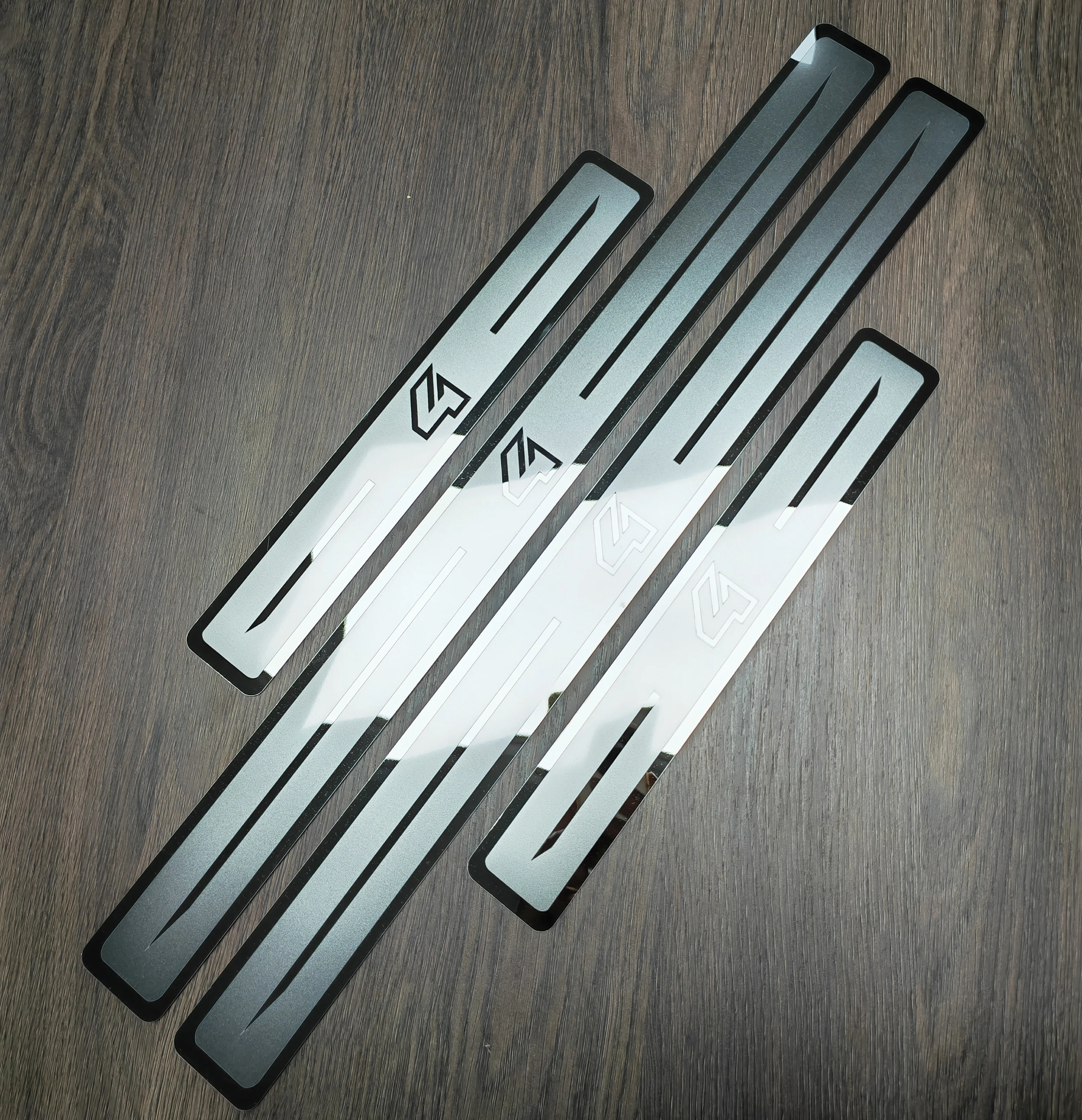 Car Stainless Steel Door Sill Scuff Plate For Renault 4 2025-2026
Car Stainless Steel Door Sill Scuff Plate For Renault 4 2025-2026