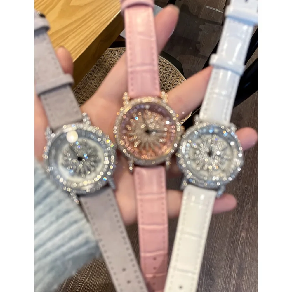 Time comes and goes, women's watch, light luxury women's watch with diamonds
Time comes and goes, women's watch, light luxury women's watch with diamonds