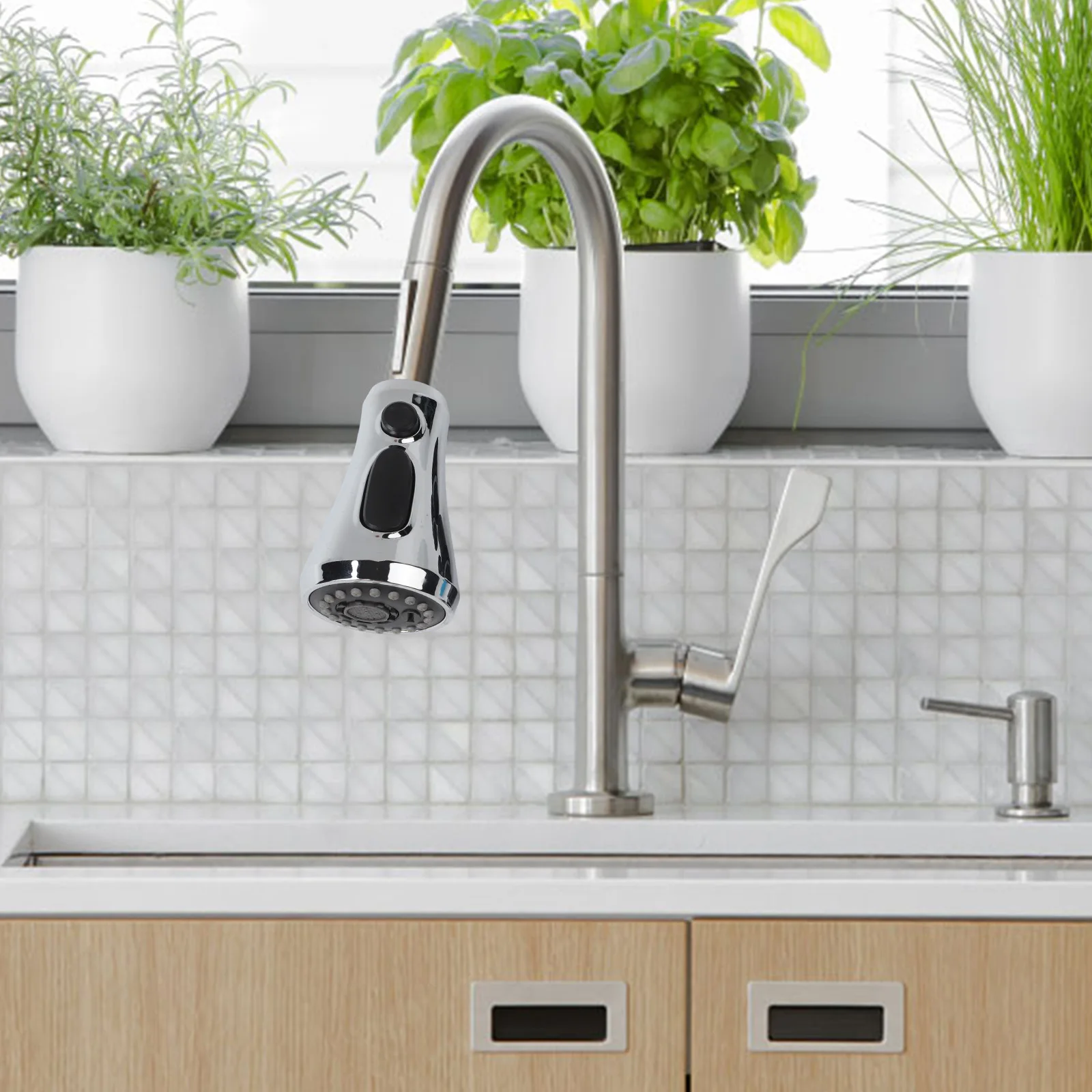 Мощная насадка для кухонного смесителя, 3 режима распыления, надежный материал ABS и чистый, несколько адаптеров для различных типов смесителей
Мощная насадка для кухонного смесителя, 3 режима распыления, надежный материал ABS и чистый, несколько адаптеров для различных типов смесителей