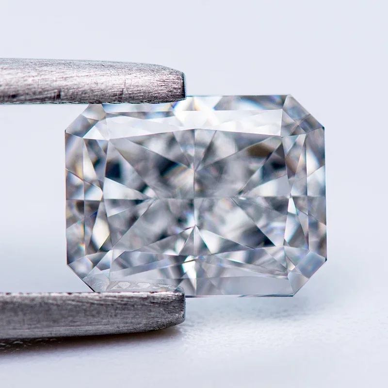 NEW Cubic Zirconia 5A Grade White Color Radiant Shape 4k Crushed Ice Cut Lab Synthetic CZ Stone Extremely Shiny Quality Jewelry
NEW Cubic Zirconia 5A Grade White Color Radiant Shape 4k Crushed Ice Cut Lab Synthetic CZ Stone Extremely Shiny Quality Jewelry