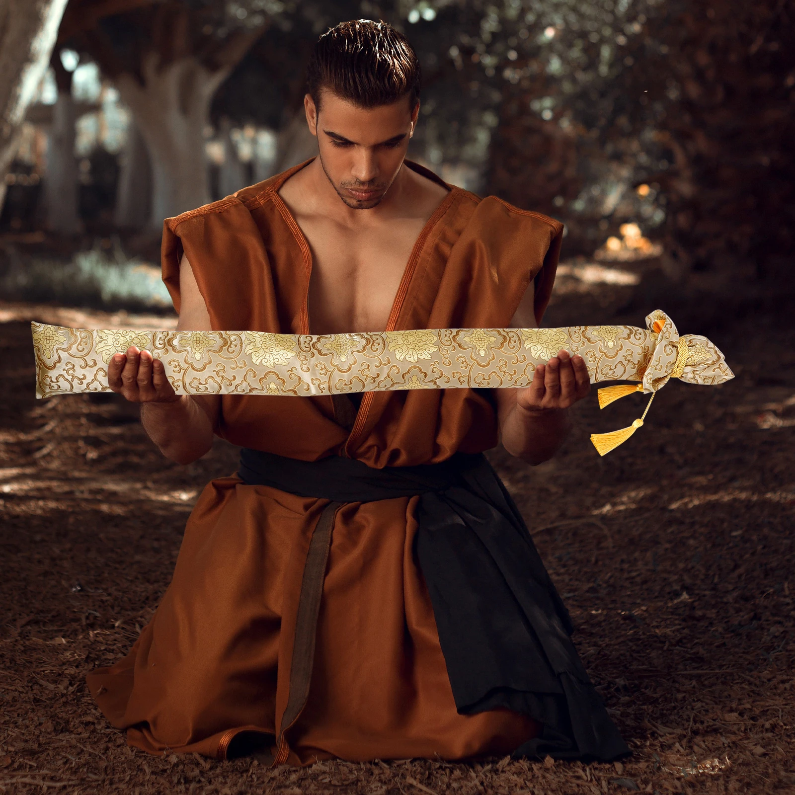 Sword Bag Storage Case for Japanese Chinese Swords Long Thick Wear-resistant Design Martial Arts Equipment Silk
Sword Bag Storage Case for Japanese Chinese Swords Long Thick Wear-resistant Design Martial Arts Equipment Silk