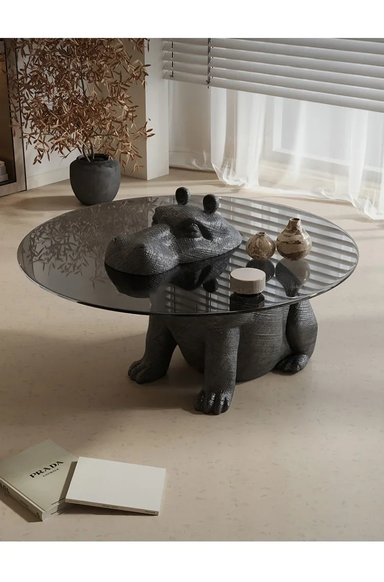 Кофейный столик в стиле хиппо, дизайнерский Круглый Кофейный столик из закаленного стекла, креативная индивидуальность, итальянская Минималистичная гостиная, бытовой
Кофейный столик в стиле хиппо, дизайнерский Круглый Кофейный столик из закаленного стекла, креативная индивидуальность, итальянская Минималистичная гостиная, бытовой