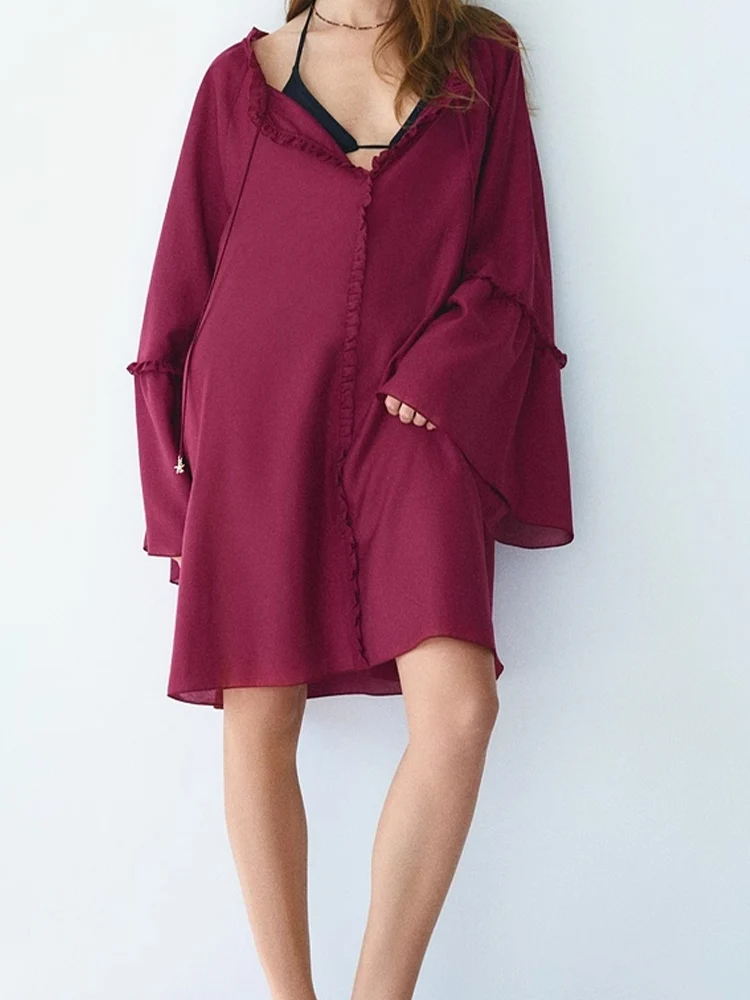 European and American style women's clothing summer new style fashion trend simple loose trumpet sleeve dress
European and American style women's clothing summer new style fashion trend simple loose trumpet sleeve dress