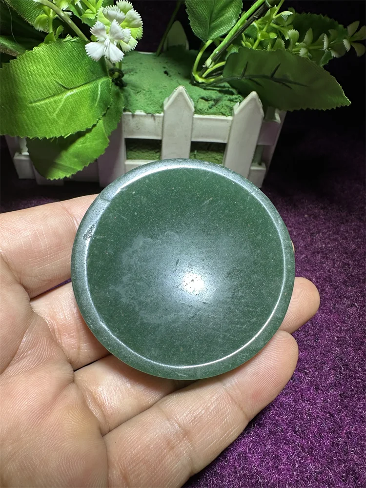 Natural Green Dongling Carved Small Base Bowl To Heal The Spirit And Office Decoration Room Decor
Natural Green Dongling Carved Small Base Bowl To Heal The Spirit And Office Decoration Room Decor