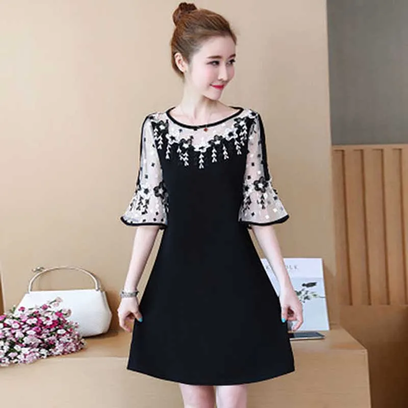 Elegant O-Neck Embroidery Gauze Flare Sleeve Party Dress Women's Clothing 2024 Spring Summer New Loose Office Lady Mini Dress
Elegant O-Neck Embroidery Gauze Flare Sleeve Party Dress Women's Clothing 2024 Spring Summer New Loose Office Lady Mini Dress