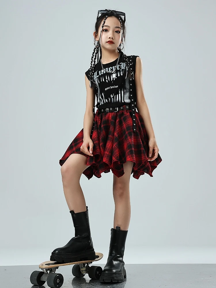 Girls Jazz Dance Clothes Cheerleading Performance Outfit Black Vest Red Plaid Skirt Kids Hip Hop Suit Kpop Stage Costume BL12883
Girls Jazz Dance Clothes Cheerleading Performance Outfit Black Vest Red Plaid Skirt Kids Hip Hop Suit Kpop Stage Costume BL12883