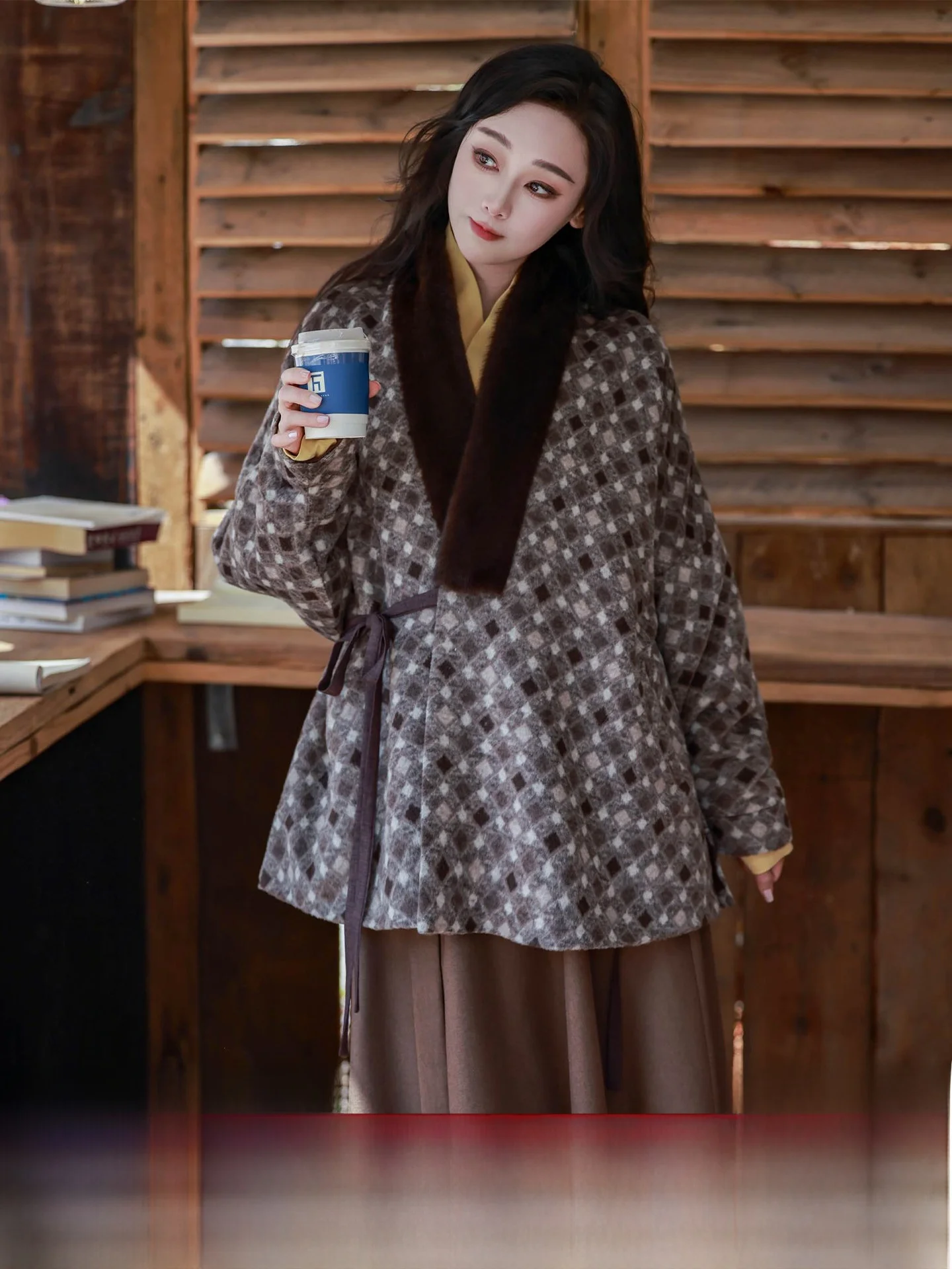 Оригинальная юбка Drland Sle в стиле династии Мин с бархатной подкладкой, повседневная, для отдыха, с плиссировкой, свободного кроя
Оригинальная юбка Drland Sle в стиле династии Мин с бархатной подкладкой, повседневная, для отдыха, с плиссировкой, свободного кроя