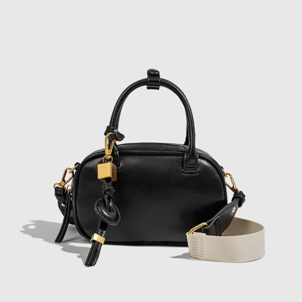 Luxury Women Handbags Mini Wide Strap Shoulder Bags for Women Soft PU Leather Crossbody Bag Designer Bag Clutch Purses NEW Lady
Luxury Women Handbags Mini Wide Strap Shoulder Bags for Women Soft PU Leather Crossbody Bag Designer Bag Clutch Purses NEW Lady