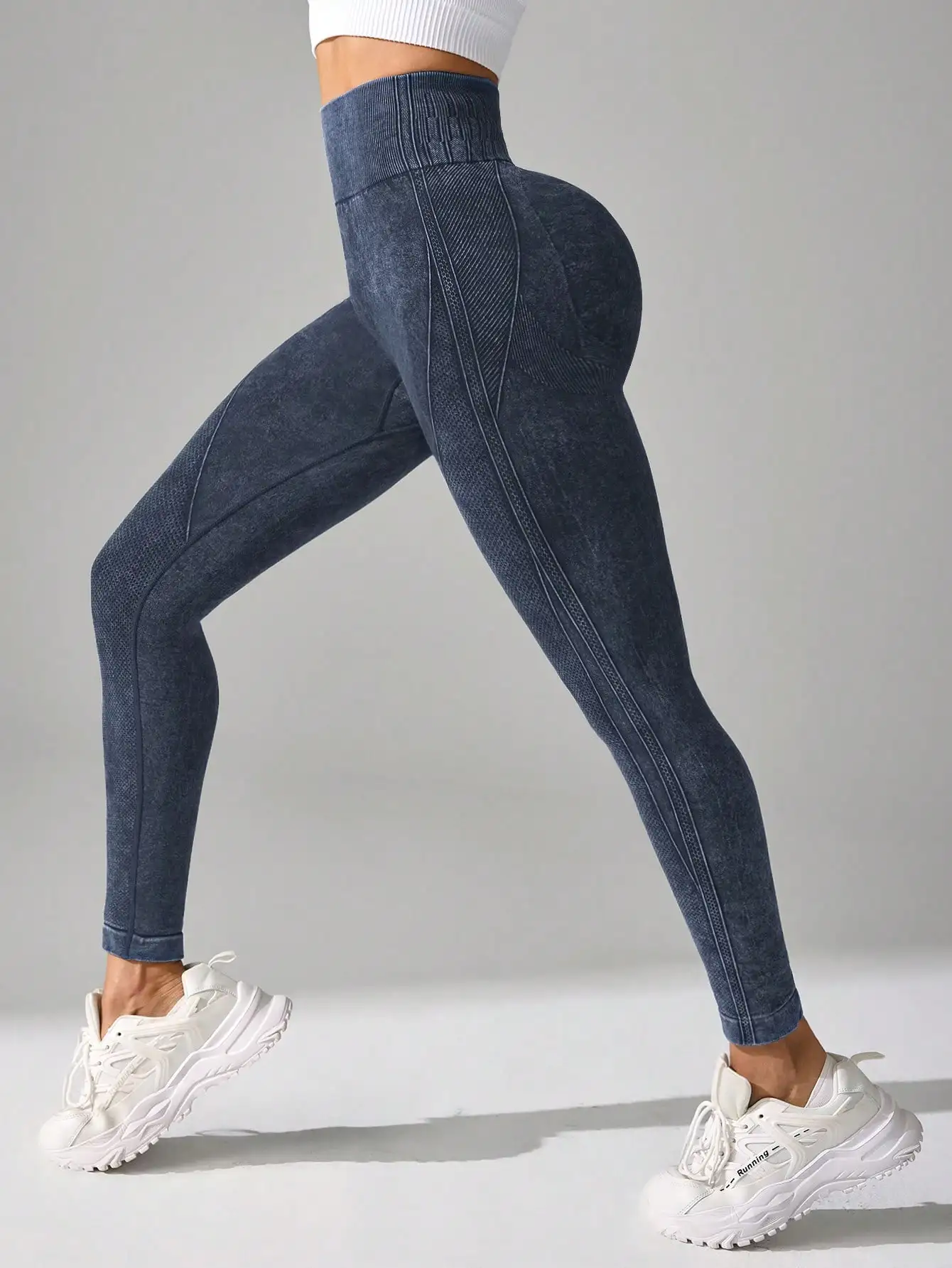 High-Waisted Textured Fitness Leggings For Women
High-Waisted Textured Fitness Leggings For Women