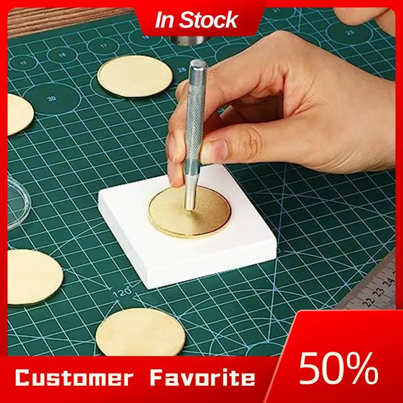 AT03 Top 50Pcs Blank Challenge Coin, 40Mm Diameter Engraving Blanks Coins Yellow With Acrylic Protection Box
AT03 Top 50Pcs Blank Challenge Coin, 40Mm Diameter Engraving Blanks Coins Yellow With Acrylic Protection Box