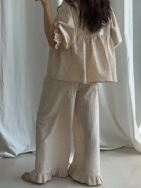 Women's Gingham Pajamas Set Long Sleeve Bow Tie Tops and Elastic Waist Pants Lounge Wear 2 Pcs Set
Women's Gingham Pajamas Set Long Sleeve Bow Tie Tops and Elastic Waist Pants Lounge Wear 2 Pcs Set