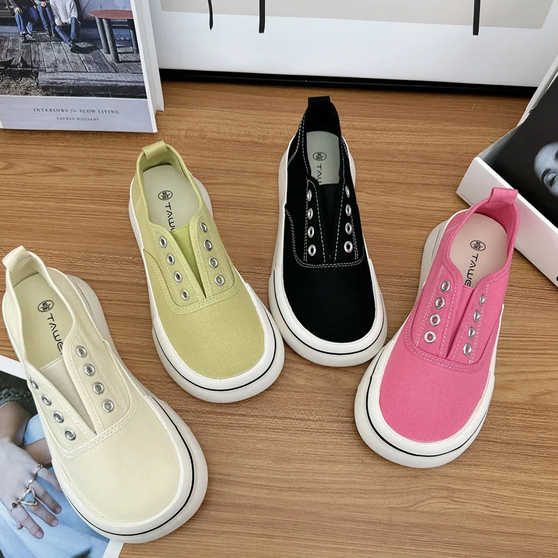 Women's Korean Style Canvas Shoes Round Toe Thick Bottom Slip-On Casual Board Shoes Summer Trendy One-Step-In Heightening
Women's Korean Style Canvas Shoes Round Toe Thick Bottom Slip-On Casual Board Shoes Summer Trendy One-Step-In Heightening