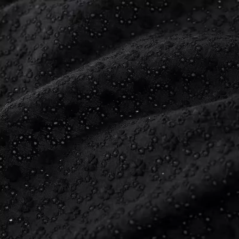 Black pure cotton tissu Hollow embroidery fabric shirt dress skirt clothing fabrics
Black pure cotton tissu Hollow embroidery fabric shirt dress skirt clothing fabrics