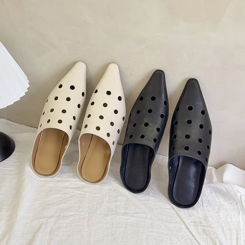 Birkuir Closed Toe Hollow Out Slippers For Women Low Heel Sandals Pointed Toe Outdoor Slippers Genuine Leather Beach Slides
Birkuir Closed Toe Hollow Out Slippers For Women Low Heel Sandals Pointed Toe Outdoor Slippers Genuine Leather Beach Slides