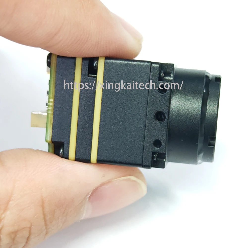 Drones Thermal imaging instrument 256/384/640 9MM FPV Camera with CVBS Interface Micro Thermal imager Night vision Camera Module
Drones Thermal imaging instrument 256/384/640 9MM FPV Camera with CVBS Interface Micro Thermal imager Night vision Camera Module