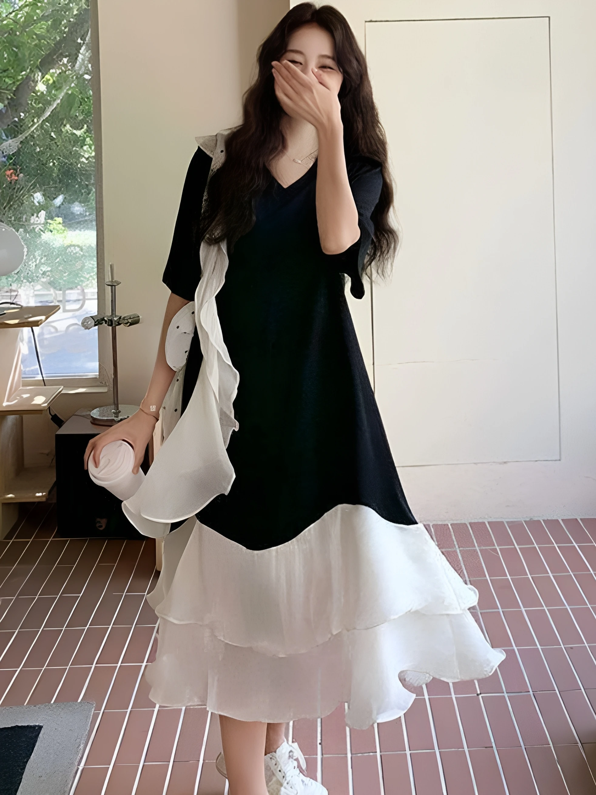 plus Size 300 Pounds Summer Thin V-Neck Short Sleeve Women's Dress with Lace Design Casual Loose Fit Breathable Long Dress
plus Size 300 Pounds Summer Thin V-Neck Short Sleeve Women's Dress with Lace Design Casual Loose Fit Breathable Long Dress