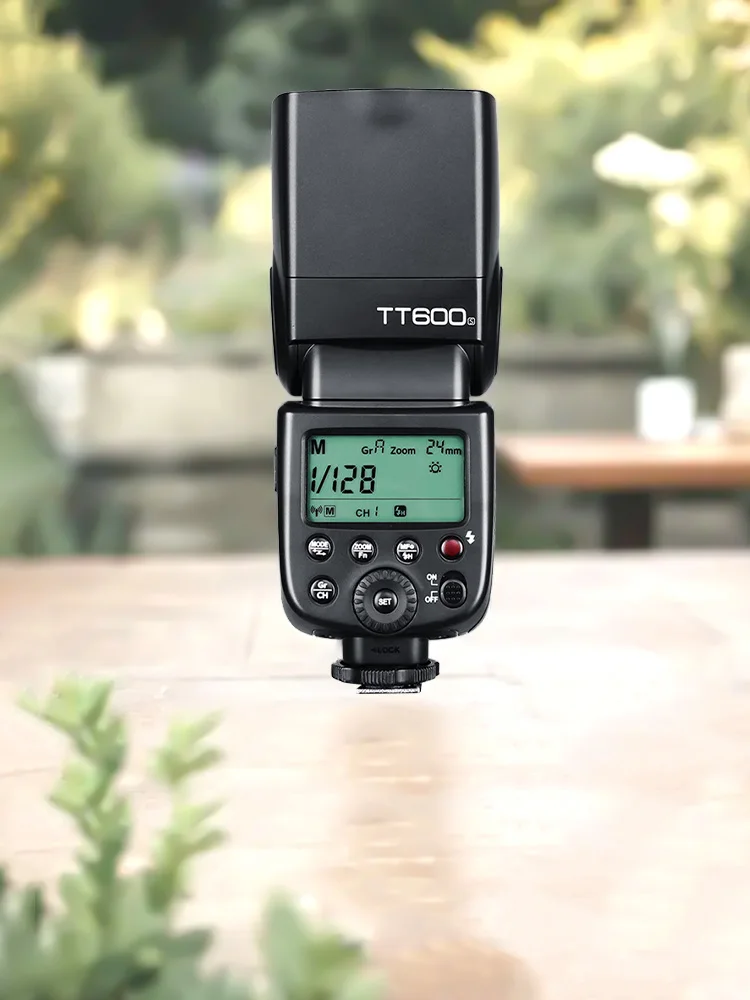 Godox TT600 TT600-S 2.4G Wireless GN60 Master/Slave Camera Flash Speedlite for Canon Nikon Sony Pentax Olympus Fuji
Godox TT600 TT600-S 2.4G Wireless GN60 Master/Slave Camera Flash Speedlite for Canon Nikon Sony Pentax Olympus Fuji