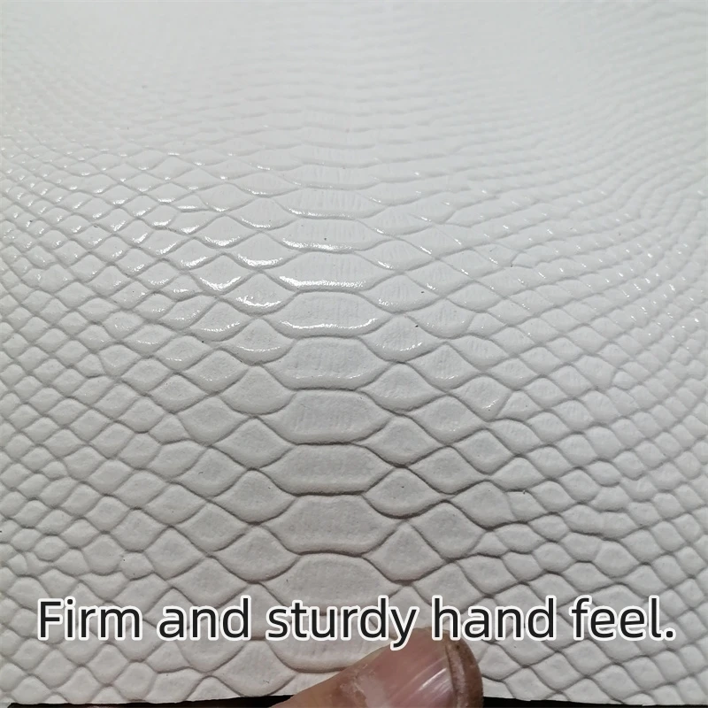 1.5mm White Dragon Scale Pattern Cowhide. Top-Grain Leather. Genuine Leather Material. Handmade DIY For Bags. Full Sheet Cutting
1.5mm White Dragon Scale Pattern Cowhide. Top-Grain Leather. Genuine Leather Material. Handmade DIY For Bags. Full Sheet Cutting