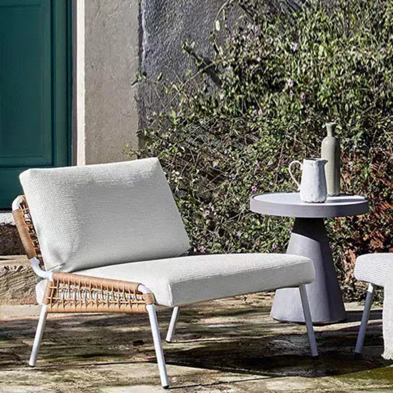 Современная уличная садовая мебель, каркас из алюминиевого сплава с диваном из ротанга, складной стул для школьного применения для двора
Современная уличная садовая мебель, каркас из алюминиевого сплава с диваном из ротанга, складной стул для школьного применения для двора