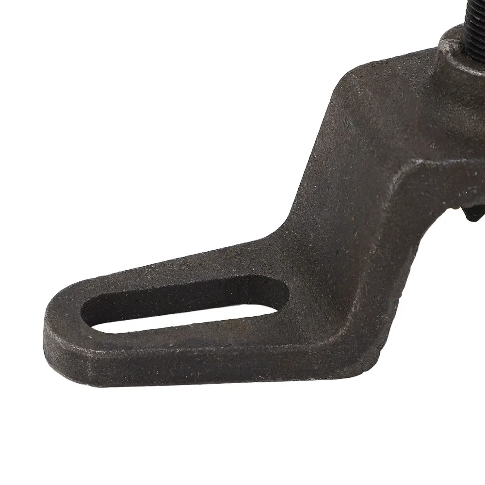 High Carbon Steel Brake Drum Puller Multifunctional Fast Removal Brake Remover Half Axle Spreader Tool Vehicle Maintenance
High Carbon Steel Brake Drum Puller Multifunctional Fast Removal Brake Remover Half Axle Spreader Tool Vehicle Maintenance