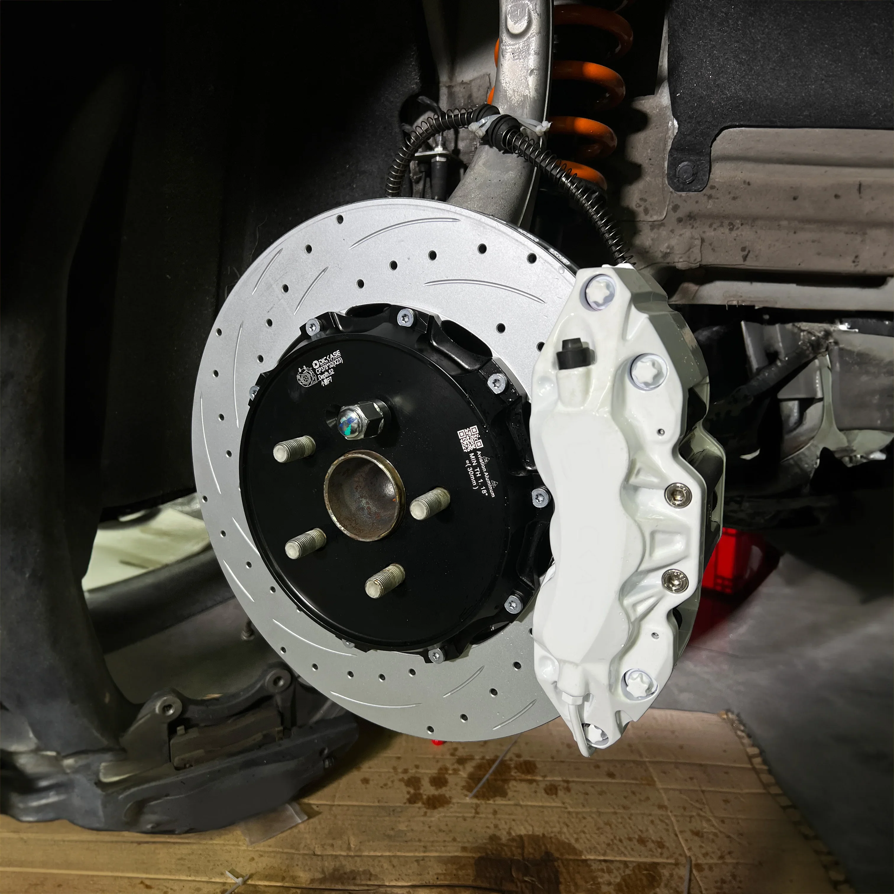 brake caliper repair parts brake systems 6 pistons brake kit for mercedes benz c43 w202 w205
brake caliper repair parts brake systems 6 pistons brake kit for mercedes benz c43 w202 w205