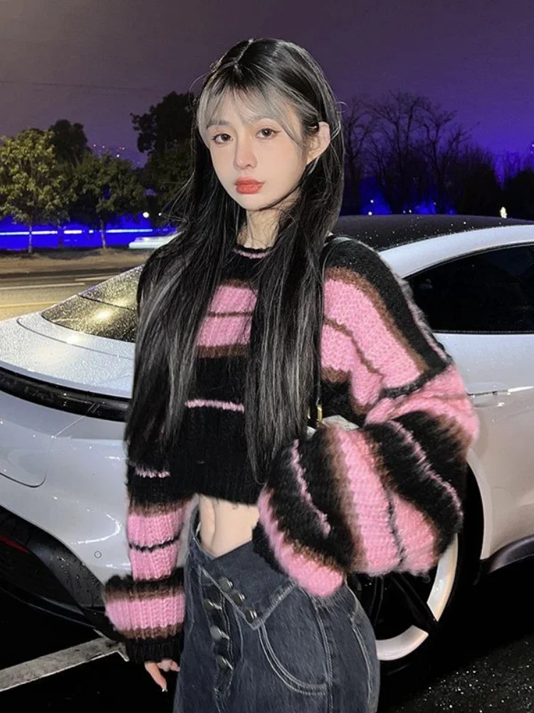 Y2k Aesthetic Cropped Sweater Women Casual Loose Contrast Color Striped Pullover Harajuku Streetwear Vintage Jumper Fairy Sueter
Y2k Aesthetic Cropped Sweater Women Casual Loose Contrast Color Striped Pullover Harajuku Streetwear Vintage Jumper Fairy Sueter