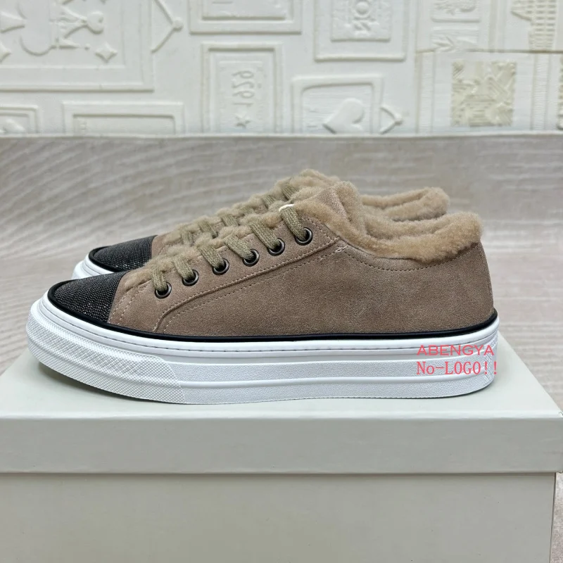 Designer Khaki Suede Wool Flat Loafers Shoes Women Lace Up Platform Winter Warm Fur Shoes Casual Vacation Walk Snow Shoes Woman
Designer Khaki Suede Wool Flat Loafers Shoes Women Lace Up Platform Winter Warm Fur Shoes Casual Vacation Walk Snow Shoes Woman