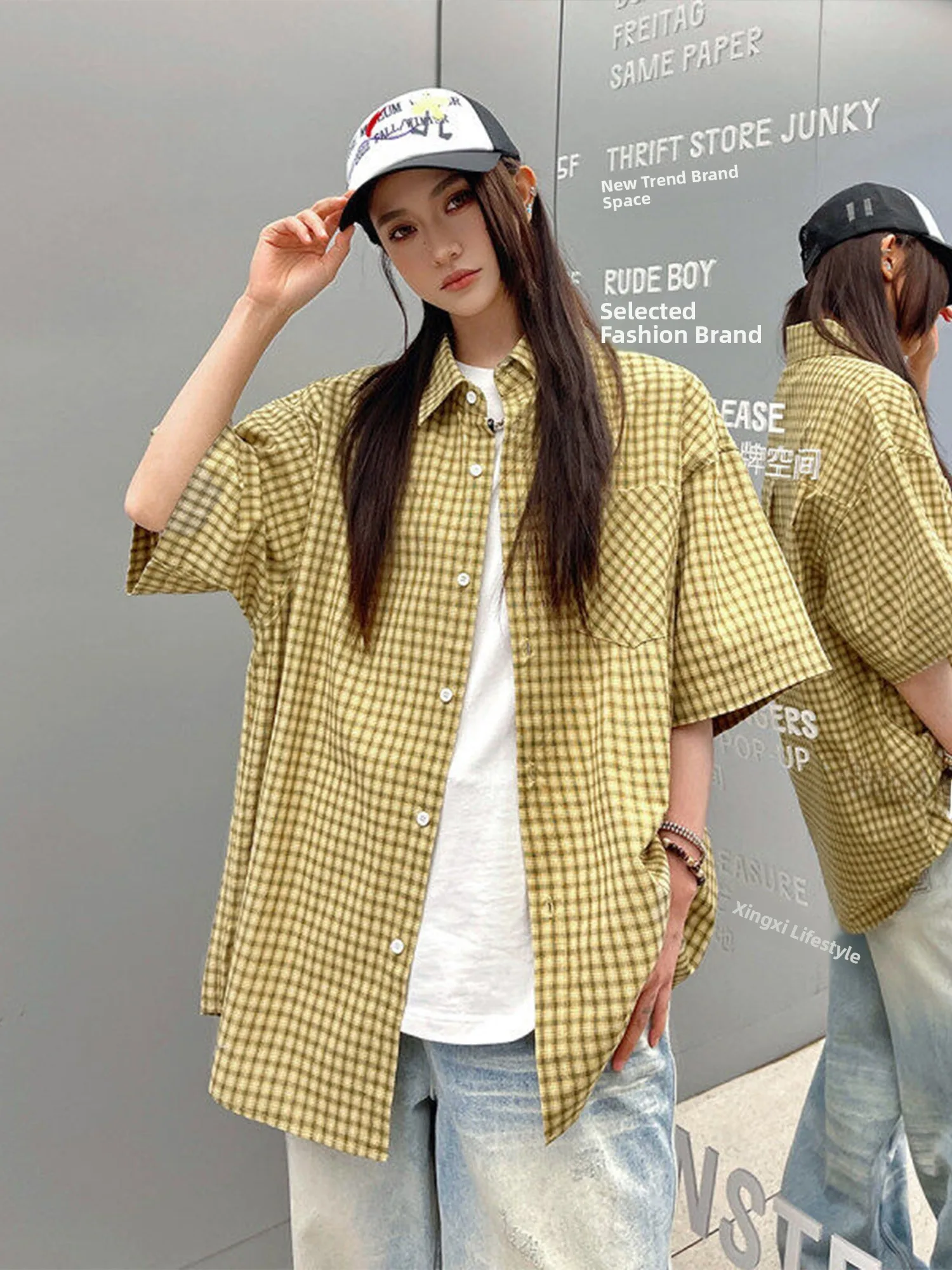 Американская винтажная клетчатая рубашка свободного кроя, легкая, летняя, с защитой от солнца, мужская модная ретро-одежда для пар.
Американская винтажная клетчатая рубашка свободного кроя, легкая, летняя, с защитой от солнца, мужская модная ретро-одежда для пар.