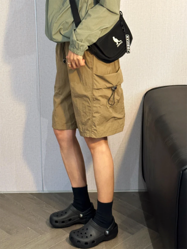 Qui Dry Workwear orts Men's Summer American Retro Loose Slimming Dopane Thin Waterproof Casual Five-Quarter Pants
Qui Dry Workwear orts Men's Summer American Retro Loose Slimming Dopane Thin Waterproof Casual Five-Quarter Pants