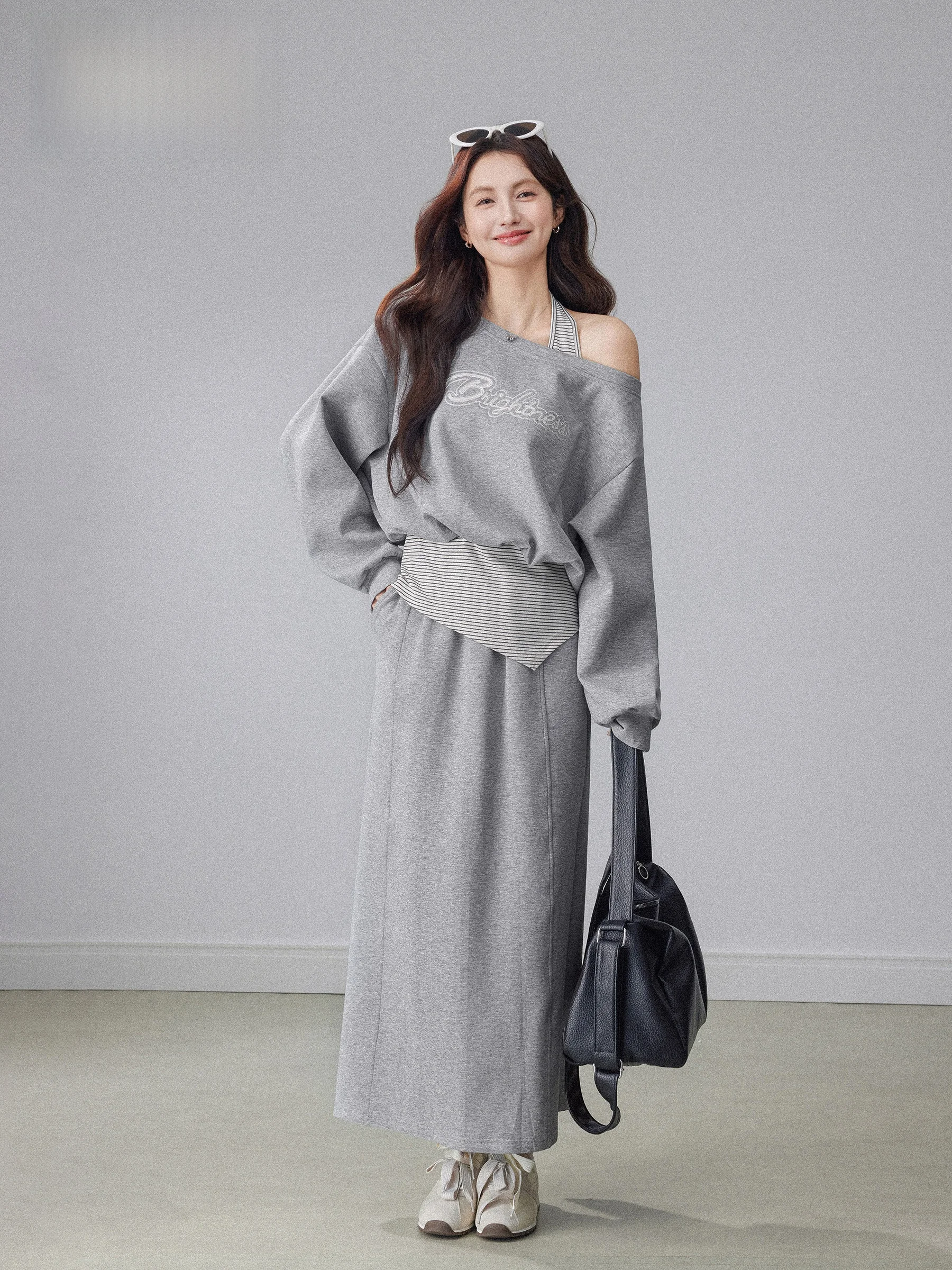 Chang Dou Dou 2026 Women's Korean Style Lazy Striped Patchwork Sweatshirt Skirt Two-Piece Set Spring Fashion Casual Outfit
Chang Dou Dou 2026 Women's Korean Style Lazy Striped Patchwork Sweatshirt Skirt Two-Piece Set Spring Fashion Casual Outfit