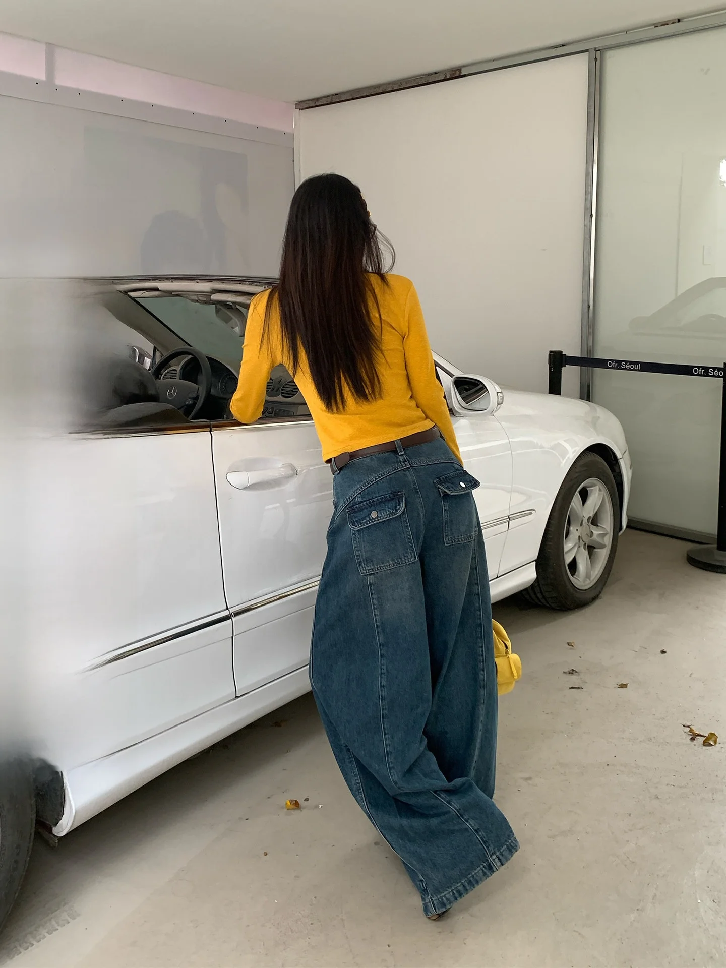 Loose Fit Straight Leg Blue Denim Jeans Women's Casual Wide Leg Pants Spring Season Comfortable Loose Feeling Korean Style
Loose Fit Straight Leg Blue Denim Jeans Women's Casual Wide Leg Pants Spring Season Comfortable Loose Feeling Korean Style