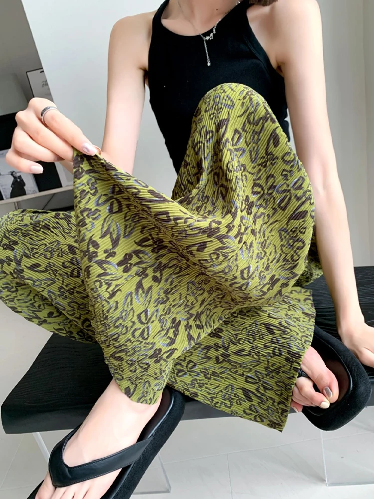 High Waist Wide Leg Pants Women's Ice Silk Pleated Print Casual Straight Cut Summer Trousers Korean Style Commute Fashion
High Waist Wide Leg Pants Women's Ice Silk Pleated Print Casual Straight Cut Summer Trousers Korean Style Commute Fashion