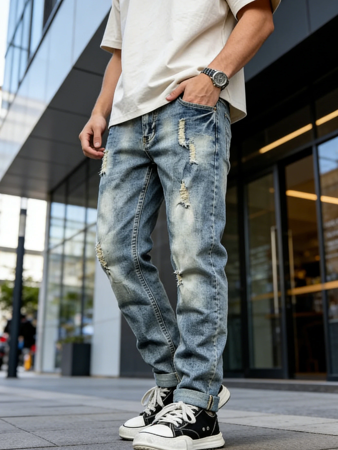 American-style high-street vintage ripped straight-leg jeans for men, faded technique, loose fit, versatile trendy long pants
American-style high-street vintage ripped straight-leg jeans for men, faded technique, loose fit, versatile trendy long pants