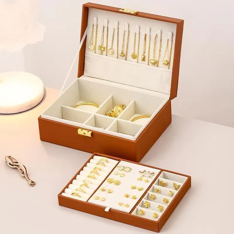 2024 New High-End Jewelry Package Box Necklace Ring Display Earrings With Wholesale Fashion Clothes Watch Customized 18K Case
2024 New High-End Jewelry Package Box Necklace Ring Display Earrings With Wholesale Fashion Clothes Watch Customized 18K Case