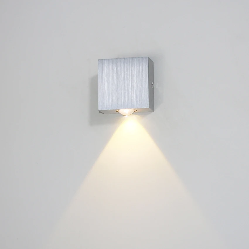 Indoor Wall Light Up and Down Glow for Living Room Corridor Sofa Background Decoration Brushed Silve/Black Wall Light LP-285
Indoor Wall Light Up and Down Glow for Living Room Corridor Sofa Background Decoration Brushed Silve/Black Wall Light LP-285