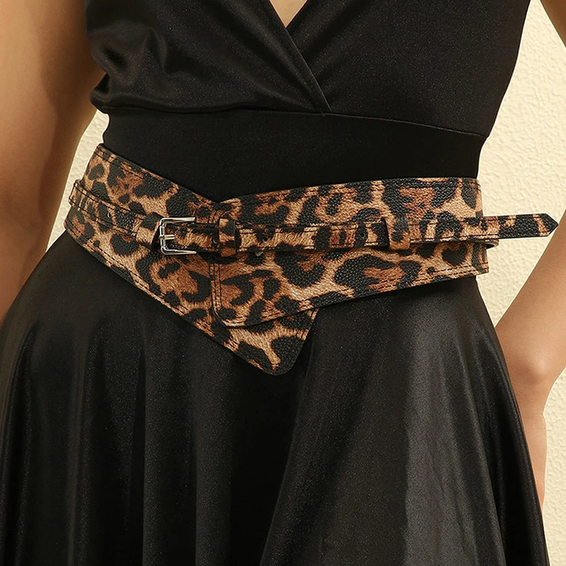 Women's Leopard Wide Waist Seal Fashion Metal Buckle Dress Coat Decoration Corset Belts For Women Ladies Waist Belt
Women's Leopard Wide Waist Seal Fashion Metal Buckle Dress Coat Decoration Corset Belts For Women Ladies Waist Belt