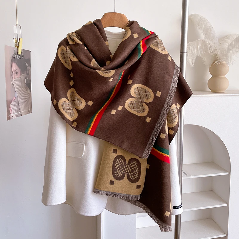 Роскошное теплое пончо, кашемировый зимний женский шарф, шаль с буквенным принтом, женское толстое одеяло из пашмины, Bufanda Travel Echarpe
Роскошное теплое пончо, кашемировый зимний женский шарф, шаль с буквенным принтом, женское толстое одеяло из пашмины, Bufanda Travel Echarpe