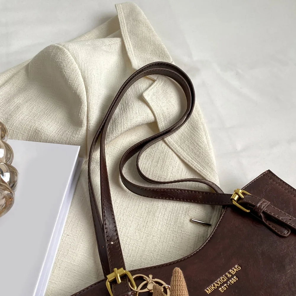 Новая женская винтажная сумка через плечо с подвеской, ретро-сумка-тоут, вместительная сумка-шоппер, женская дорожная сумка
Новая женская винтажная сумка через плечо с подвеской, ретро-сумка-тоут, вместительная сумка-шоппер, женская дорожная сумка