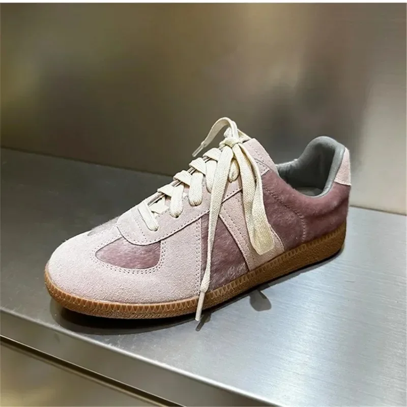 New Sneakers Cross-tied Comfort Casual Flats Shoes Woman High Quality Sport Shoes Female Sneakers
New Sneakers Cross-tied Comfort Casual Flats Shoes Woman High Quality Sport Shoes Female Sneakers