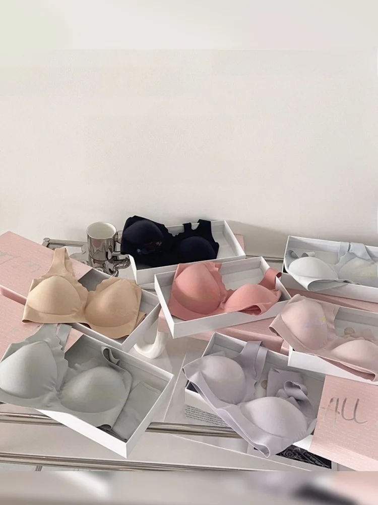 Wireless Thin Bra Set Women's Underwear Large Pink Box Gather Side Breast No Trace Beautiful Back Cotton Sports Bra V-neck
Wireless Thin Bra Set Women's Underwear Large Pink Box Gather Side Breast No Trace Beautiful Back Cotton Sports Bra V-neck