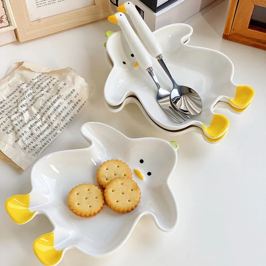 Duck Shaped Children's Tableware Set, Cute Ceramic Dessert Plate, Snack Biscuit Plate, Household Underglaze Colored Dining Bowl
Duck Shaped Children's Tableware Set, Cute Ceramic Dessert Plate, Snack Biscuit Plate, Household Underglaze Colored Dining Bowl