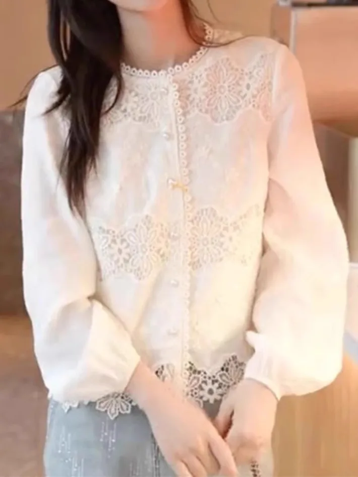 White Lace Hook Flower Long Sleeve Women's Shirt round Neck Sweet Top Fashionable Early Spring New Style French Style Loose Fit
White Lace Hook Flower Long Sleeve Women's Shirt round Neck Sweet Top Fashionable Early Spring New Style French Style Loose Fit