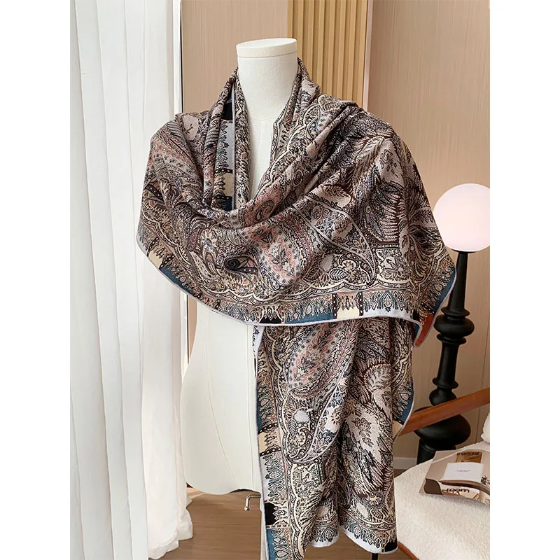 Роскошный дизайн, цветок кешью в этническом стиле, 70% шерсть, 30% шелковый длинный шарф для женщин, теплая шаль, модный платок 185*65 см
Роскошный дизайн, цветок кешью в этническом стиле, 70% шерсть, 30% шелковый длинный шарф для женщин, теплая шаль, модный платок 185*65 см